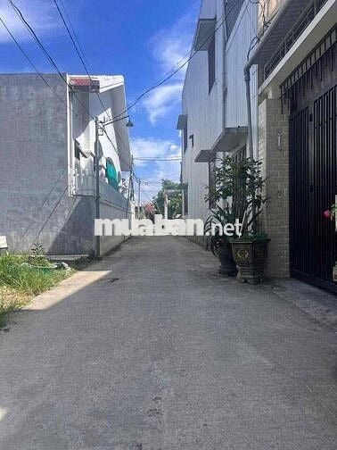 ĐẤT KIỆT OTO LẠI THẾ, HOÀNG TRỌNG MẬU 88m2 1,8x ty gần sân Bóng