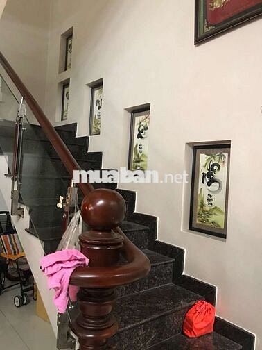 Bán Nhà 150m2 Ngang 6m Nở Hậu 10m HXH Nguyễn Ảnh Thủ Q12 Giá Rẻ