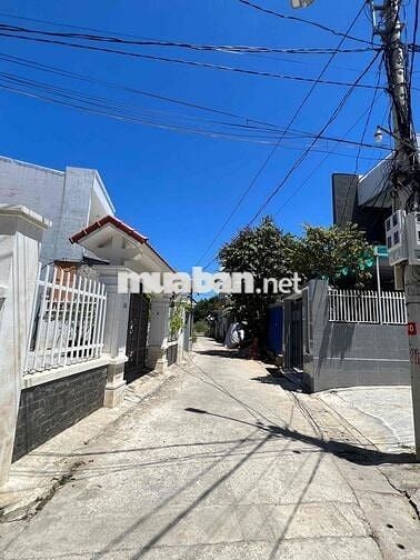 ĐẤT KIỆT OTO LẠI THẾ, HOÀNG TRỌNG MẬU 88m2 1,8x ty gần sân Bóng