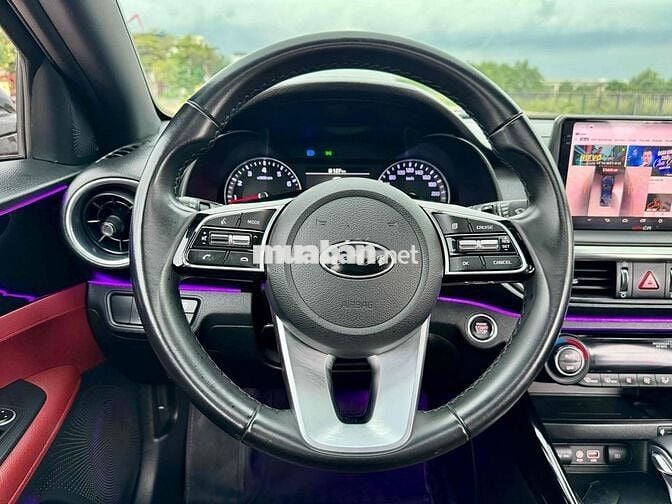 Kia Cerato 2019 2.0 AT Premium - 39000 km