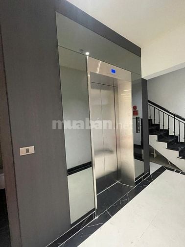 Cho thuê nhà mặt ngõ Yết Kiêu, HK, 95m2 x 3 tầng, đỗ ô tô XM ngay cửa