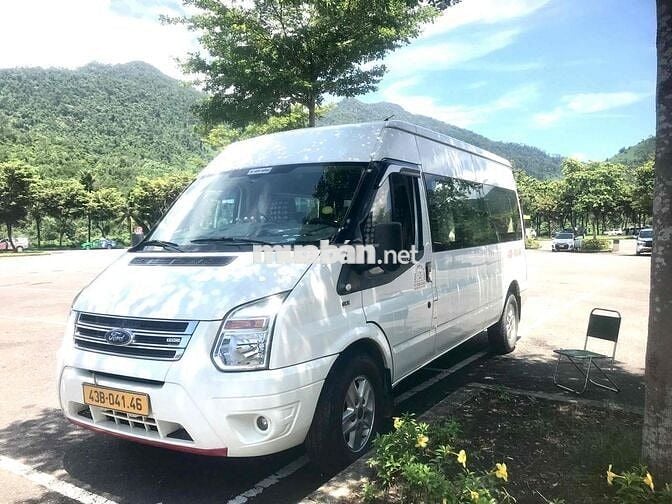 For transit 2018 bản đủ luxury, xe chuyên tour