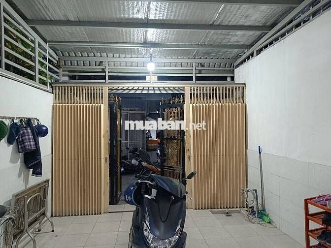 BÁN NHÀ CÁCH MẶT TIỀN 1 CĂN DIỆN TÍCH KHỦNG TRUNG TÂM QUẬN 7