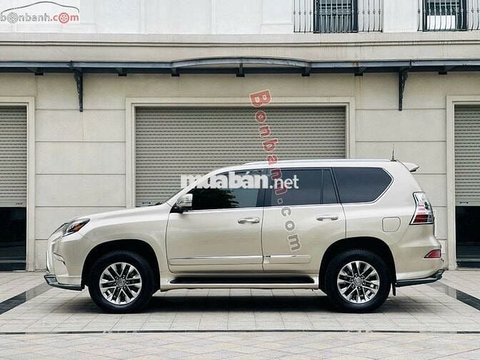 ✓Lexus GX460 nhập trung đông Sản xuất 2015
