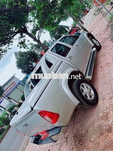 Isuzu Dmax 2008 - 200000 km
