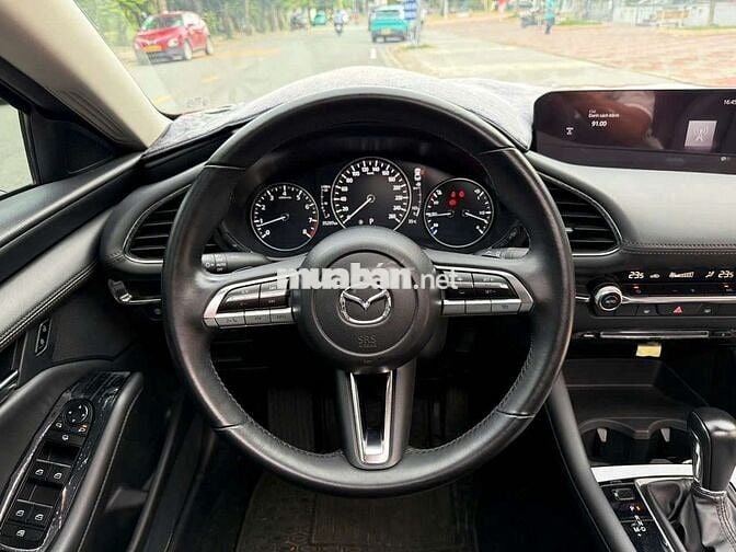 💙💙 Mazda 3 1.5L Premium 22 - 35000 km