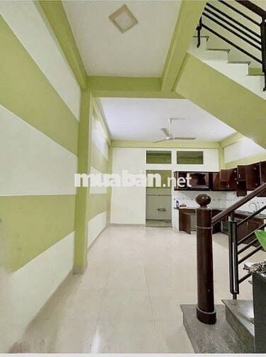Nhà Shr. Tại Lê Văn Lương. Hẻm thông nội bộ, đường 6m. Có dòng tiền