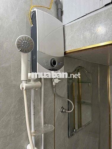 nhà cho thuê nguyên căn góc hai mặt tiền hẻm