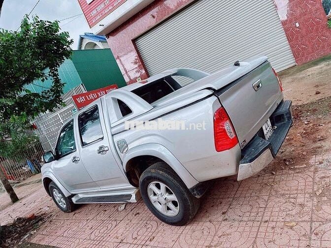 Isuzu Dmax 2008 - 200000 km