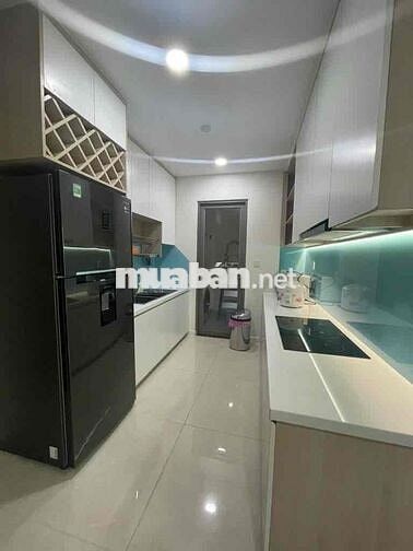 ( Tìm NỮ share phòng tolet riêng) 10tr chung cư Millennium