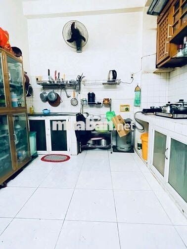 NHÀ MẶT TIỀN ĐƯỜNG SỐ RỘNG 10M -TRUNG TÂM QUẬN 4 - ĐÚC BTCT 5 LẦU -10X