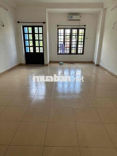 Nhà Mặt Tiền Trường Chinh 1 Trệt 3 Lầu, Ngay Cầu Tham lương