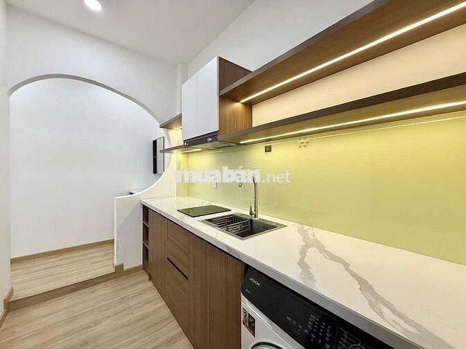Căn Hộ 2 Phòng Ngủ Ban Công Mới Keng Gần ĐH Y Dược, Huflit, UEH