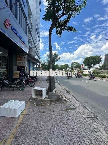 Nhà Mặt Tiền Trường Chinh 1 Trệt 3 Lầu, Ngay Cầu Tham lương