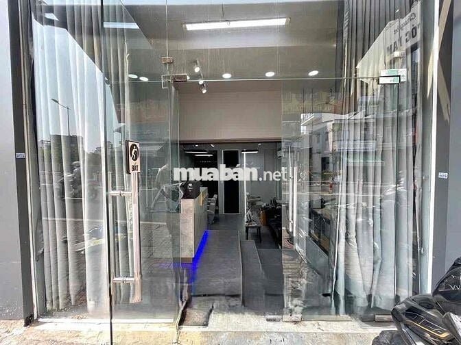 MẶT BẰNG KINH DOANH KẾ BÊN CẦU KIỆU + KHU VỰC SẦM UẤT + GIÁP QUẬN 1