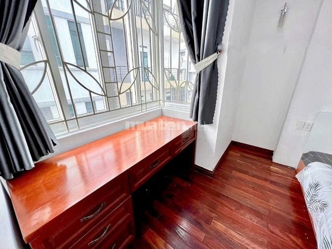 Mặt tiền Bình Thạnh 10x10 Nở hậu 1H6L có thang máy có HĐ thuê 70tr/thg