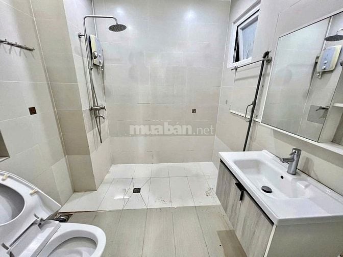 Mặt tiền Bình Thạnh 10x10 Nở hậu 1H6L có thang máy có HĐ thuê 70tr/thg
