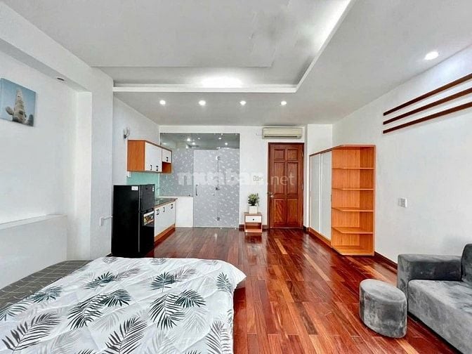 Mặt tiền Bình Thạnh 10x10 Nở hậu 1H6L có thang máy có HĐ thuê 70tr/thg