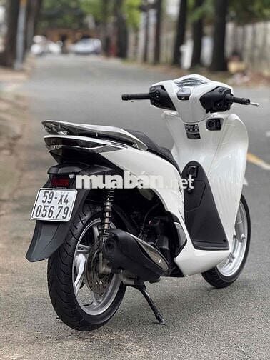 SH 150i 2022 BSTP 05679