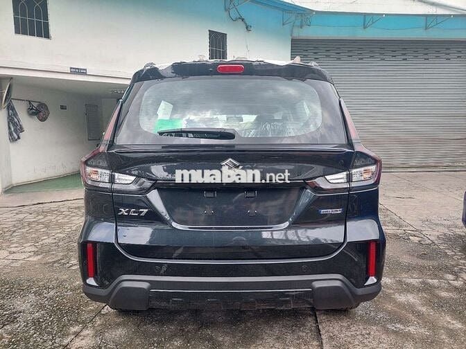 XL7 hybrid bản Black Edition giao ngay