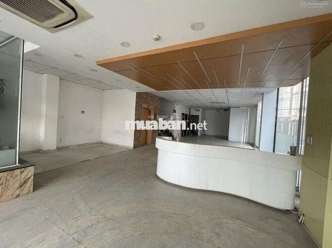 Cho thuê Nguyên Căn  góc Mặt tiền Nguyễn Đình Chính Quận Phú Nhuận
