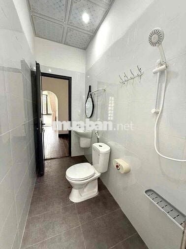 căn hộ mini đủ nội thất cho thuê( hẻm trần quý cáp)