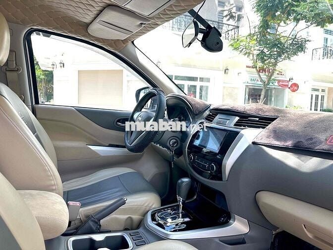 Nissan Navara 2018 EL Premium R - 50000 km
