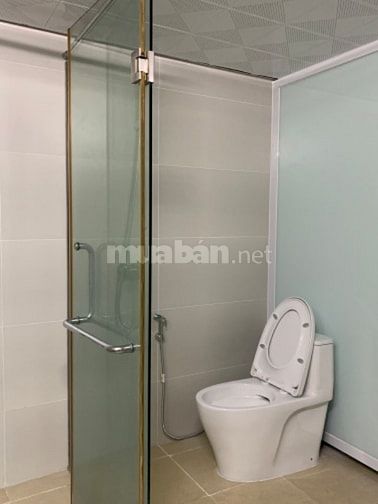 Chính chủ cho thuê chcc tầng 6 nhà D5C đường Trần Thái Tông Cầu Giấy