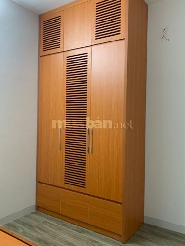 Chính chủ cho thuê chcc tầng 6 nhà D5C đường Trần Thái Tông Cầu Giấy