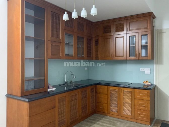Chính chủ cho thuê chcc tầng 6 nhà D5C đường Trần Thái Tông Cầu Giấy