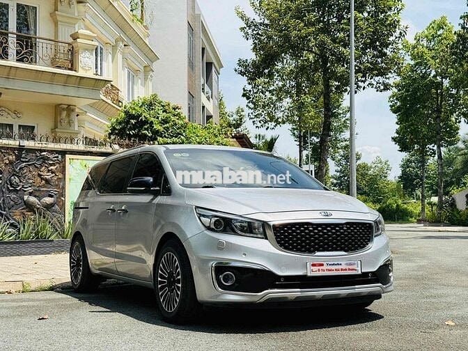 Kia Sedona 2018 2.2D cao cấp máy dầu xe gia đình