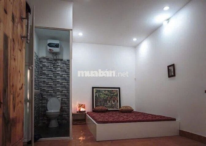 Bán gấp căn nhà đẹp tại Phố Yên Hoa Tây Hồ