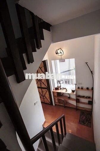 Bán gấp căn nhà đẹp tại Phố Yên Hoa Tây Hồ