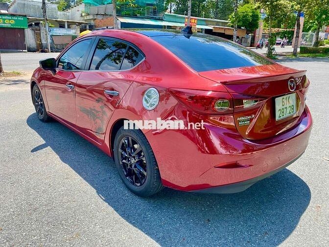 Mazda 3 2016 1.5 AT Sedan - 109000 km