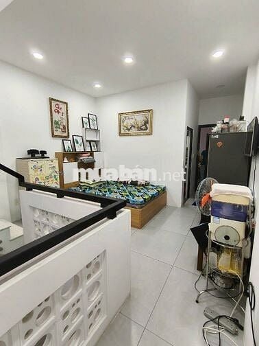 Bán nhanh nhà 3 tầng mới Đô Đốc Chấn, Tân Phú 4,4x19 giá 6T(TL)