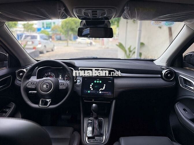 MG ZS LUXURY - Đời 2025 - Odo chỉ 3.400 km