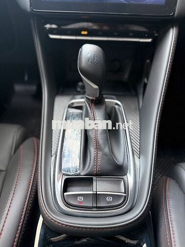 MG ZS LUXURY - Đời 2025 - Odo chỉ 3.400 km