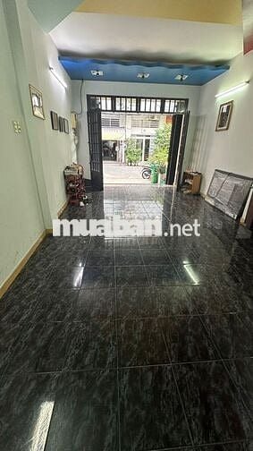 38m2, mặt tiền hẻm xe hơi, khu vực đông dân cư quận 5 (giáp Q10)