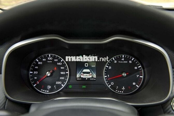 MG MGZS 2025 Standard 1.5 AT 2WD