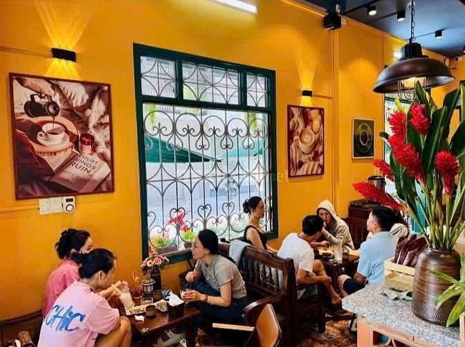 Nhượng cửa hàng cafe tại phố Nguyễn Văn Lộc, Hà Đông