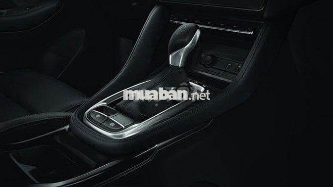 MG MGZS 2025 Standard 1.5 AT 2WD