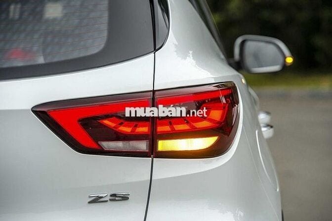 MG MGZS 2025 Standard 1.5 AT 2WD