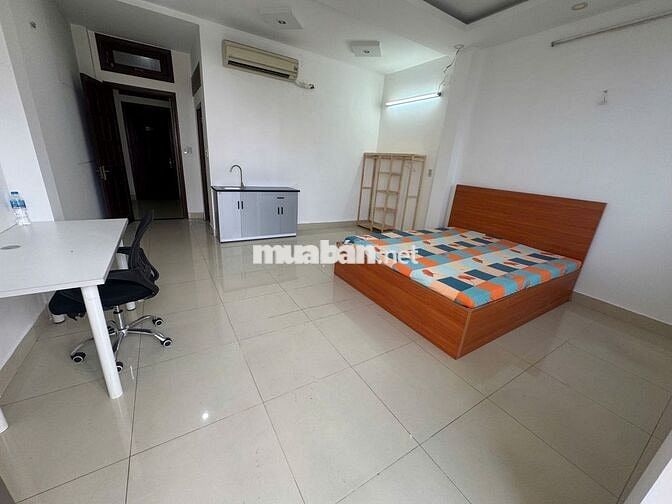 Phòng Ban Công Khu Trung Sơn Gần ViVoCity Q7. DT:40m2. Full Nội Thất .