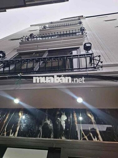 Cực hiếm!Bán nhà Thượng Thanh, Diện tích: 30m² x 6 tầng,hơn 6 tỷ.