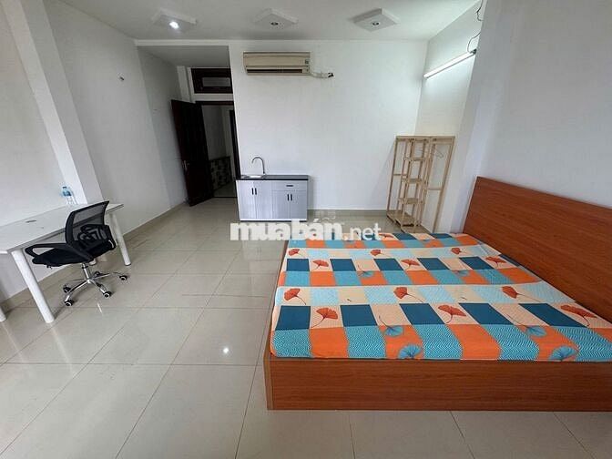 Phòng Ban Công Khu Trung Sơn Gần ViVoCity Q7. DT:40m2. Full Nội Thất .