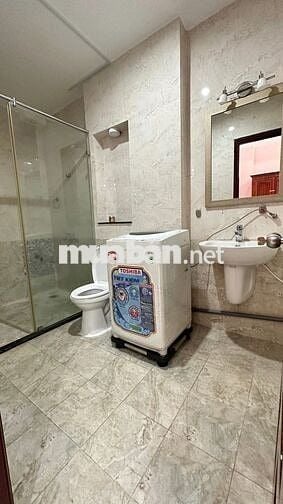 Phòng Ban Công Khu Trung Sơn Gần ViVoCity Q7. DT:40m2. Full Nội Thất .