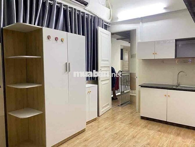 PHÒNG TRỌ THANG MÁY SIÊU RỘNG GÁC CAO 2m3 gần iuh cv làng hoa