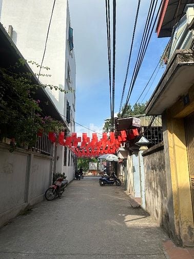 Bán nhà 6 tầng, ô tô vào cửa, Yên Duyên – Yên Sở.