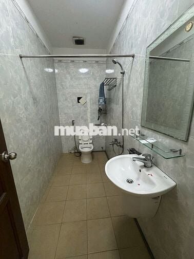 Phòng Ban Công Khu Trung Sơn Gần ViVoCity Q7. DT:40m2. Full Nội Thất .