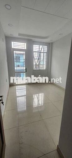 Bán nhà hẻm đẹp Thích Quảng Đức 4x6m 3 lầu 3pn mới đẹp. Giá 4.650 tỷ